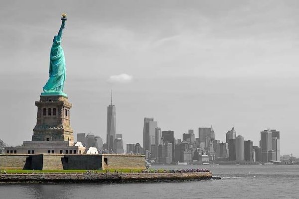 Les monuments incontournables : une visite inoubliable dans une ville