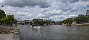 Évasion sur l'eau en plein cœur de Paris.